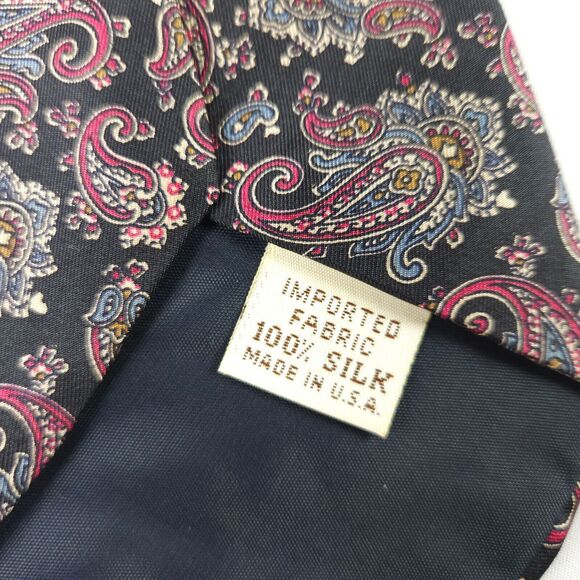 John Henry Black Paisley Silk Tie 57.5" x 3.5" Made in the USA - Picture 4 of 6